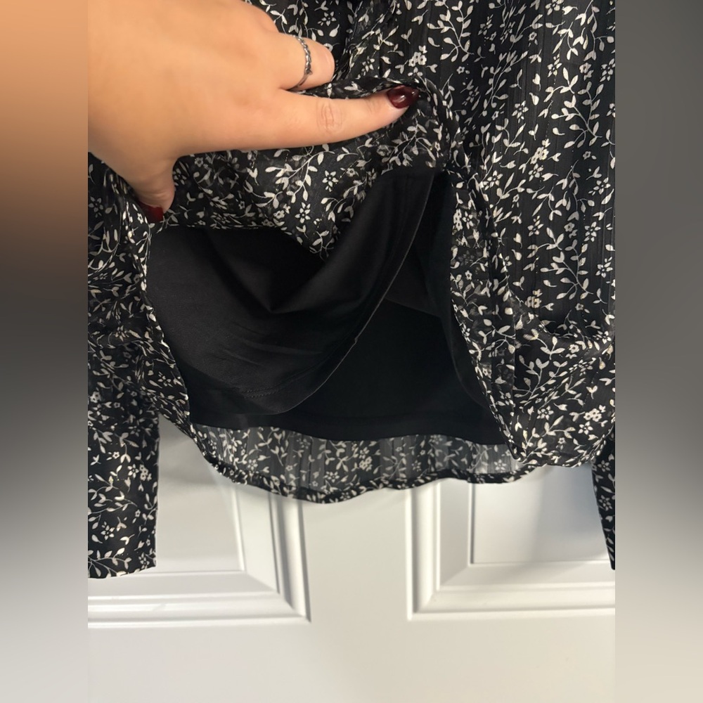 Tamara H. Black and White Floral Blouse - Picture 8 of 11